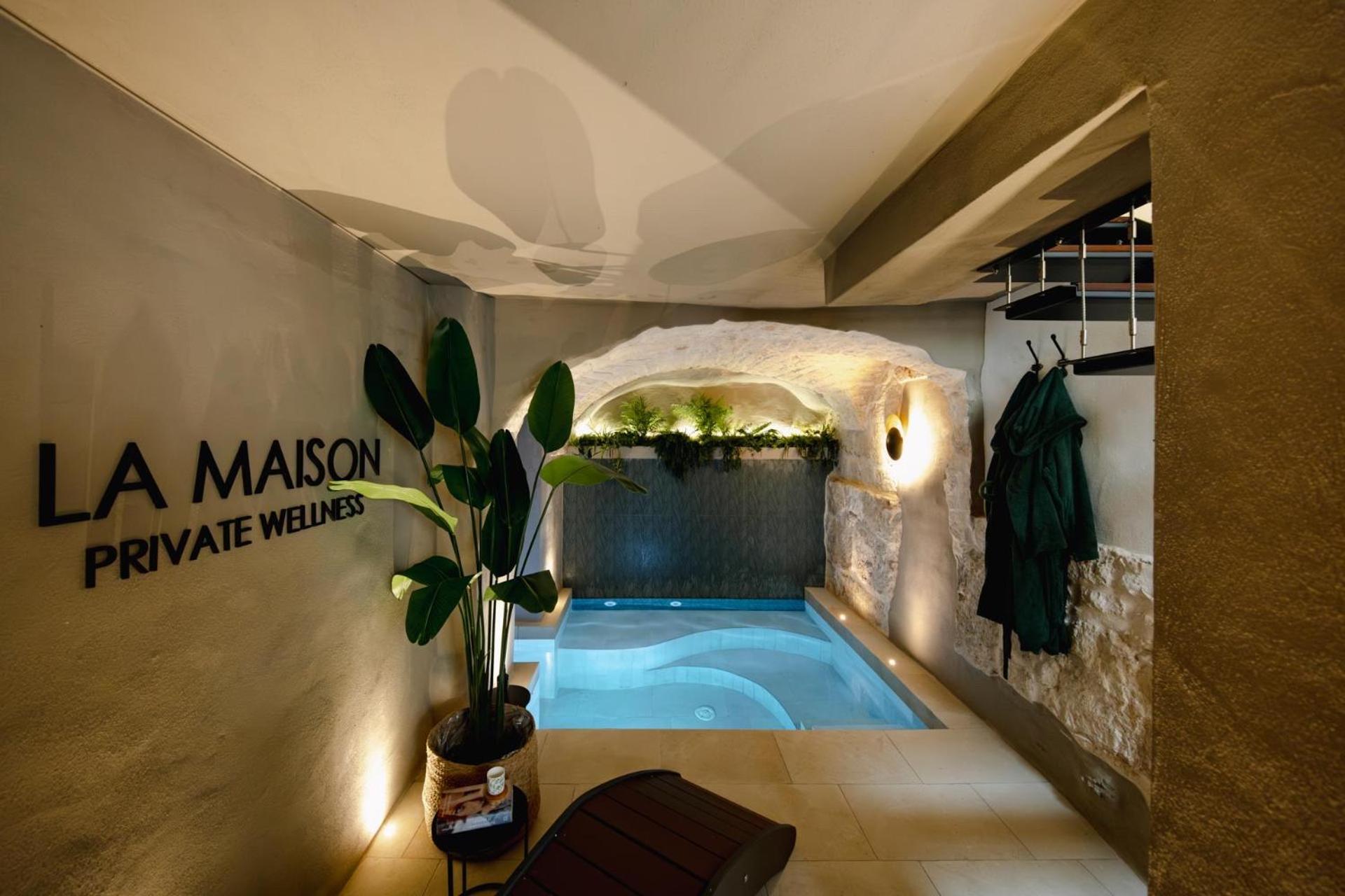 La Maison - Private Wellness Остуни Екстериор снимка